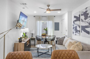 2BD Super Deal I Fast Wi-Fi Free Parking Full Gym